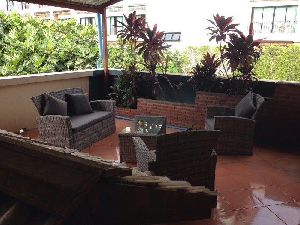 The Irish Clock Hotel Udon Thani Exterior photo